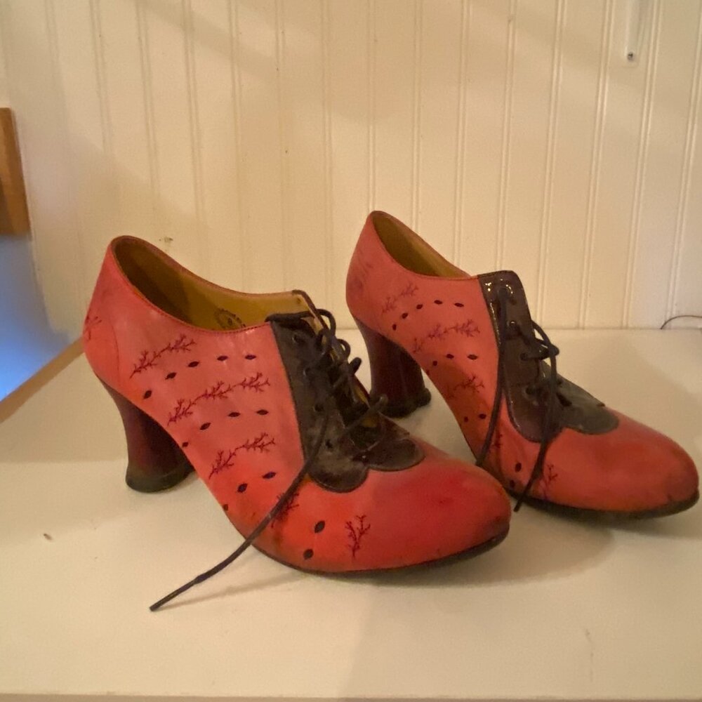 John Fluevog Red and Black Lace-Up Heeled Oxfords